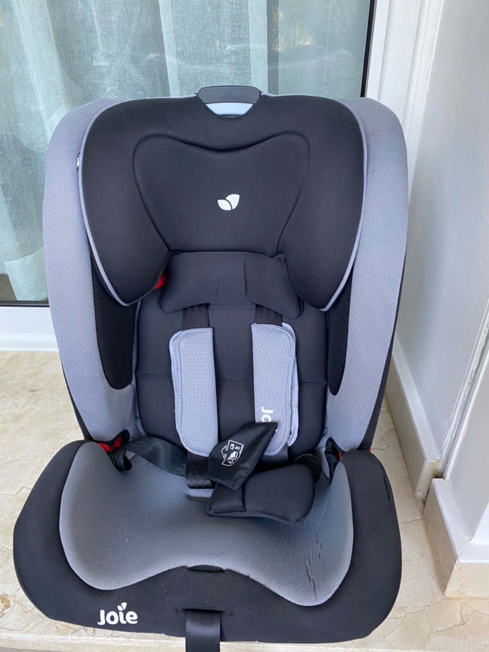Siege Auto Joie Happy Closet Achete Et Vends Sur Le 1er Site Marocain Dedie Aux Objets D Occasions Pour Bebe Enfant Et Maman Au Maroc