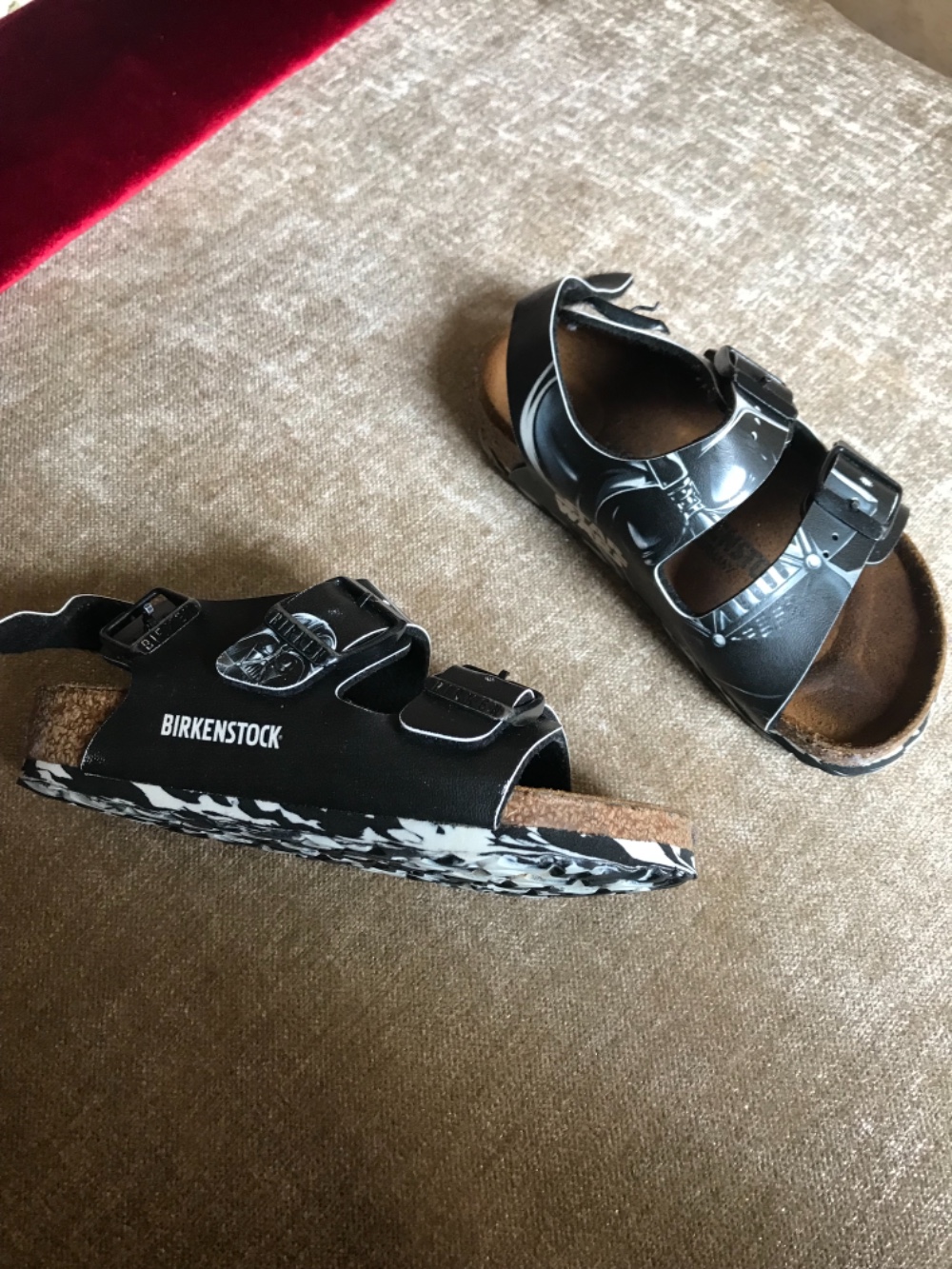Sandales Birkenstock Happy Closet Achete Et Vends Sur Le 1er Site Marocain Dedie Aux Objets D Occasions Pour Bebe Enfant Et Maman Au Maroc